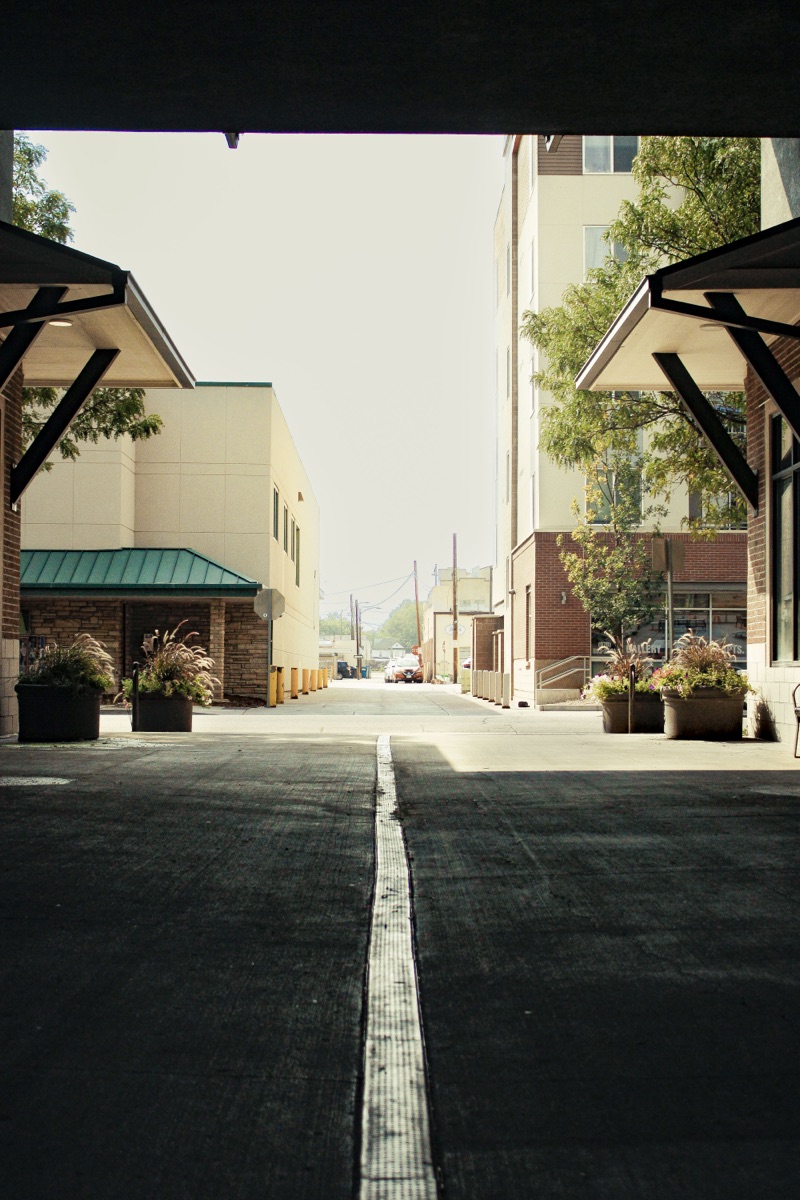 Alley1